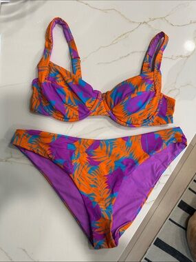 Vetchy Laguna Tropical Print Bikini Set